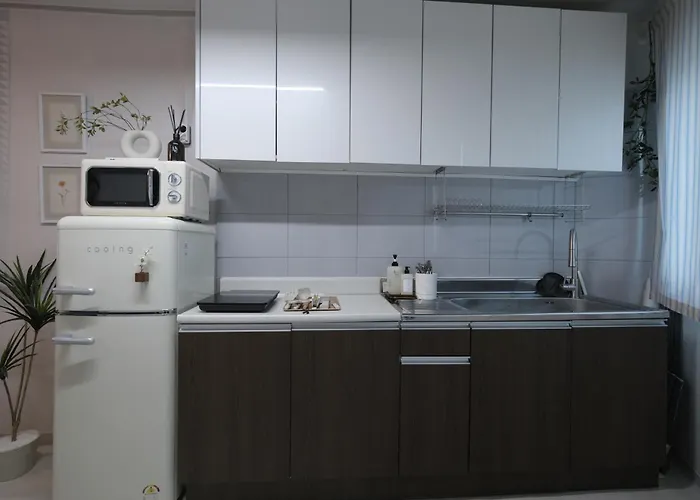 Dongmyo Vibe 2br Home, 4 Beds, 8 Guests